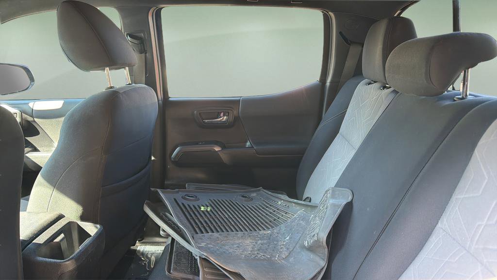 Used 2023 Toyota Tacoma TRD Sport image 15