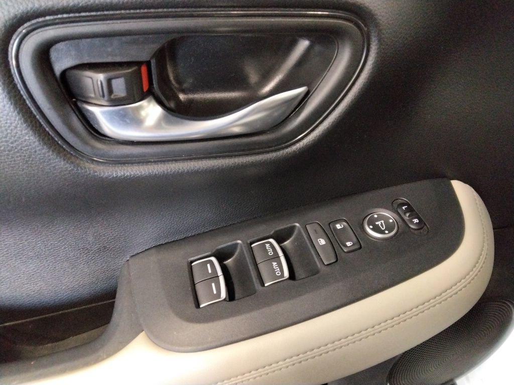 Used 2023 Honda HR-V EX-L image 26