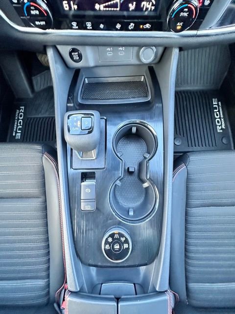 Certified 2025 Nissan Rogue SV image 20