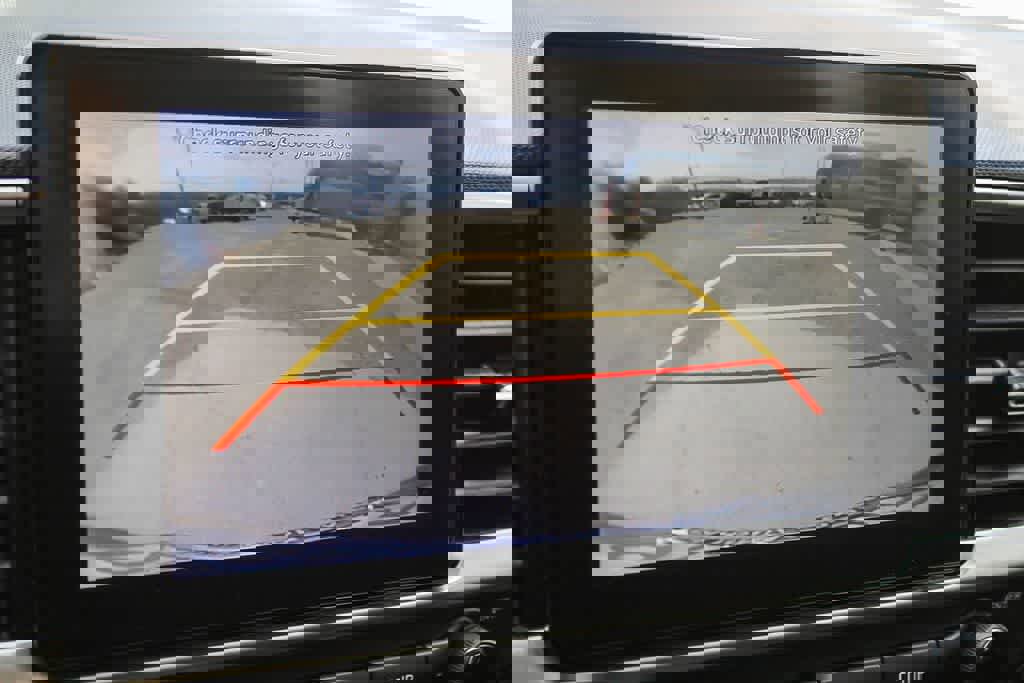 Used 2022 Hyundai Venue SE image 23