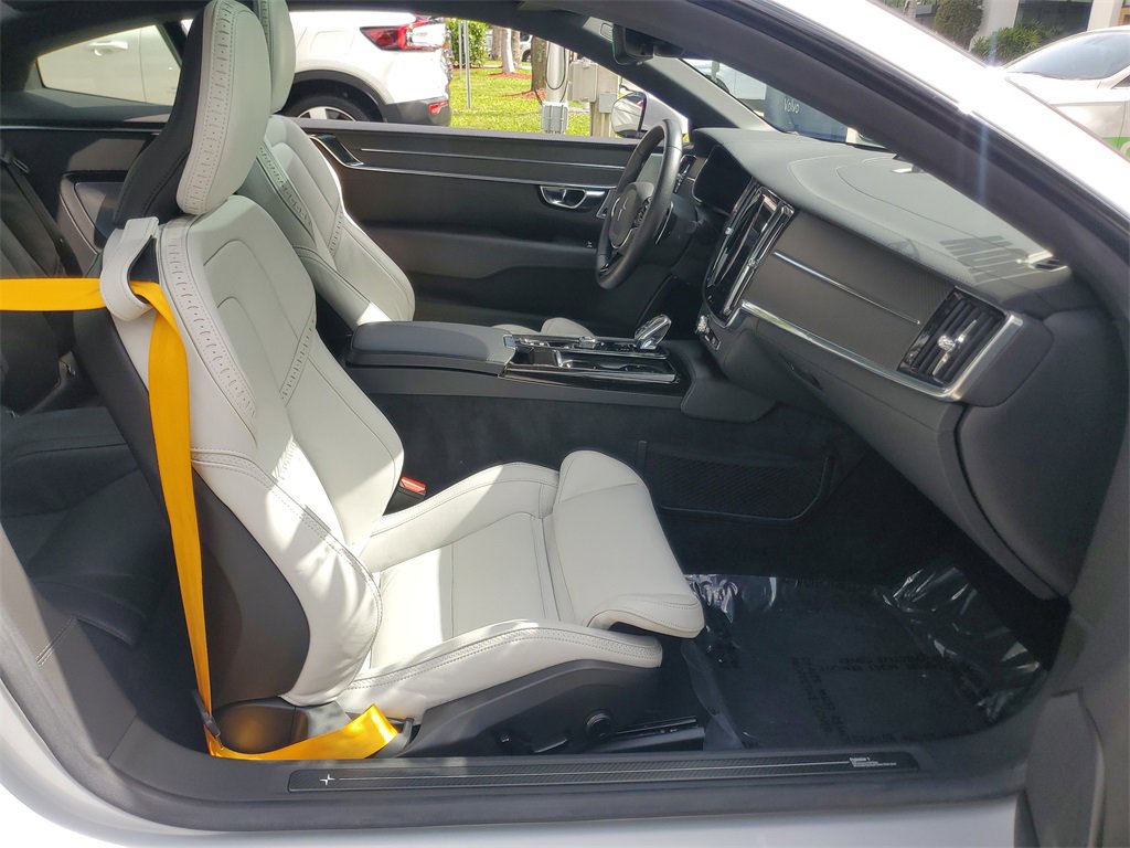 Used 2021 Polestar Polestar 1 image 8