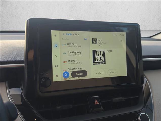 Used 2025 Toyota Corolla Cross L image 16