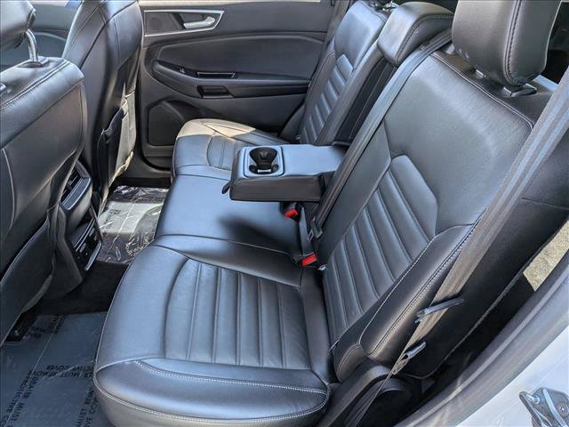 Used 2017 Ford Edge SEL w/ Equipment Group 201A AWD/4WD image 26