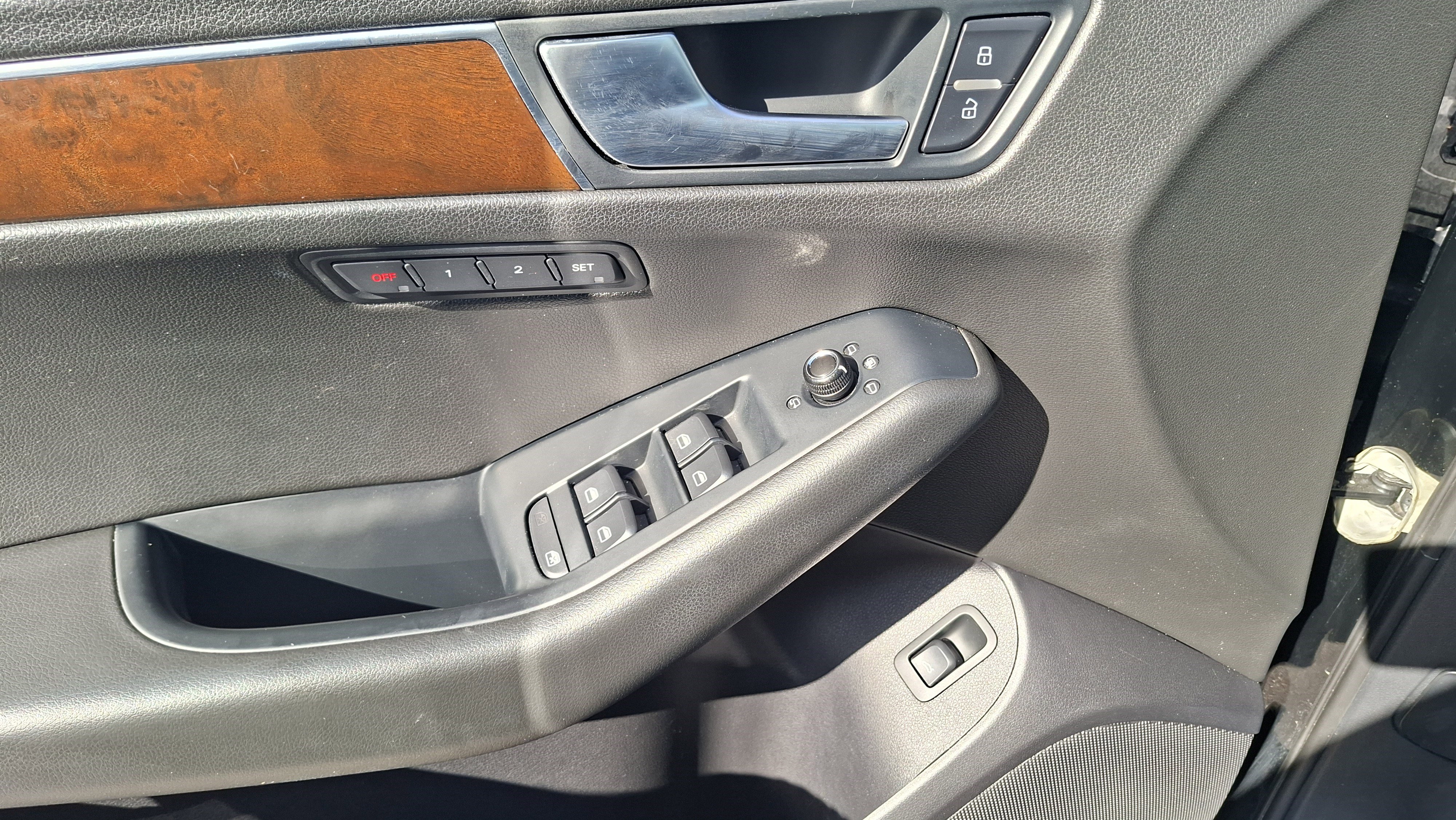 Used 2010 Audi Q5 3.2 Premium AWD/4WD image 16