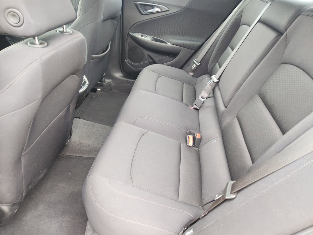 Used 2025 Chevrolet Malibu LT image 30