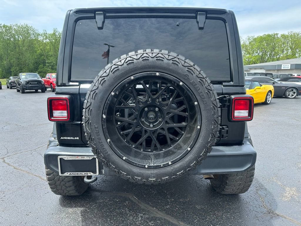 Used 2021 Jeep Wrangler Unlimited Sahara AWD/4WD image 4