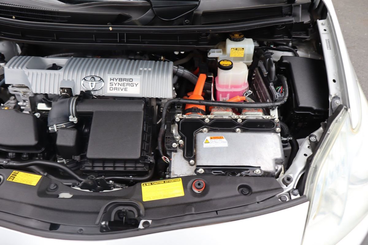 Used 2010 Toyota Prius Three FWD image 40