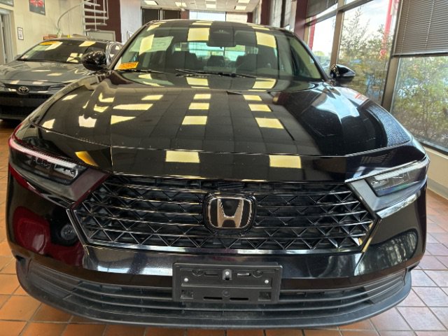 Used 2023 Honda Accord LX image 4