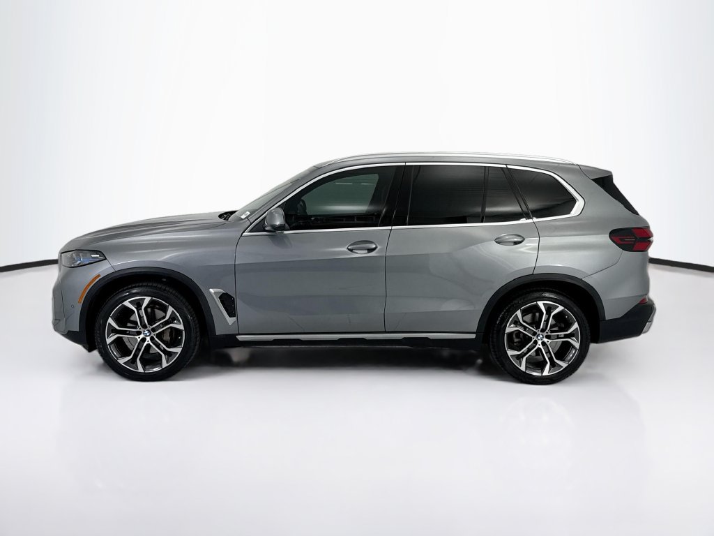 Certified 2025 BMW X5 sDrive40i RWD image 8