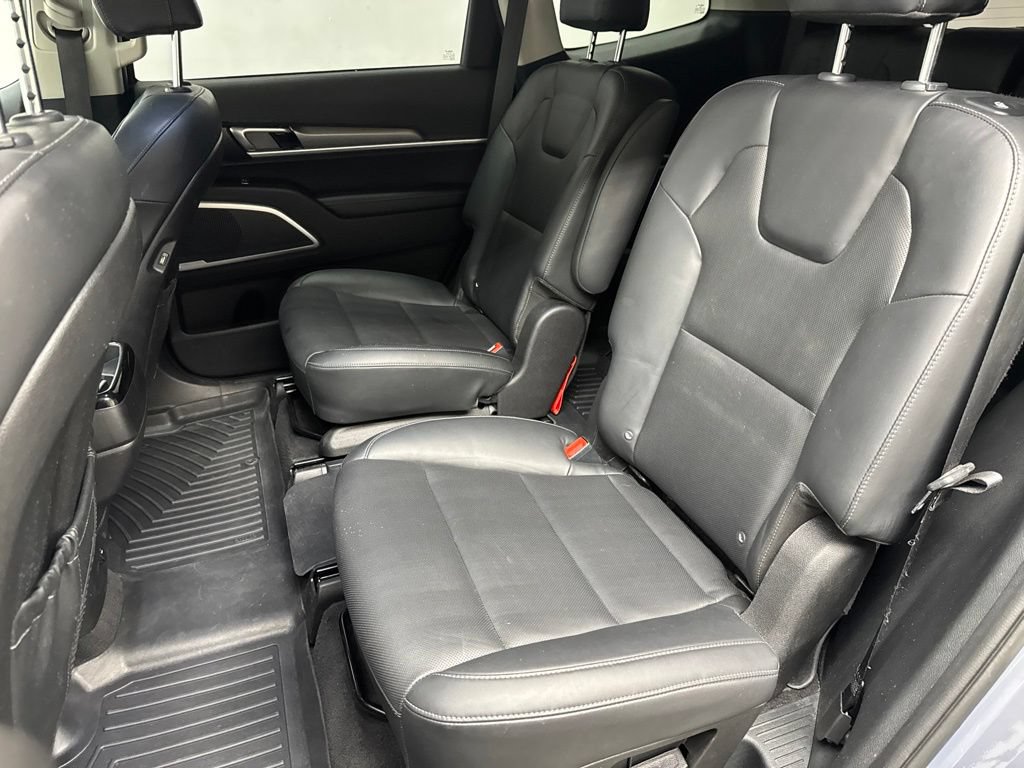 Used 2022 Kia Telluride S FWD image 20