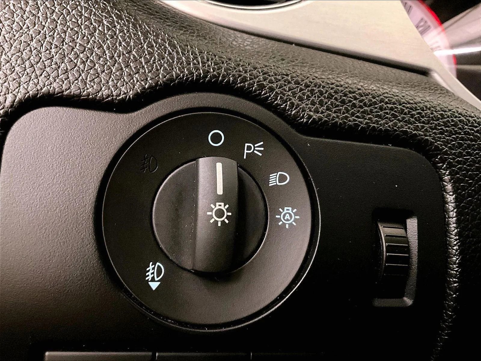 Used 2012 Ford Mustang GT Premium image 31