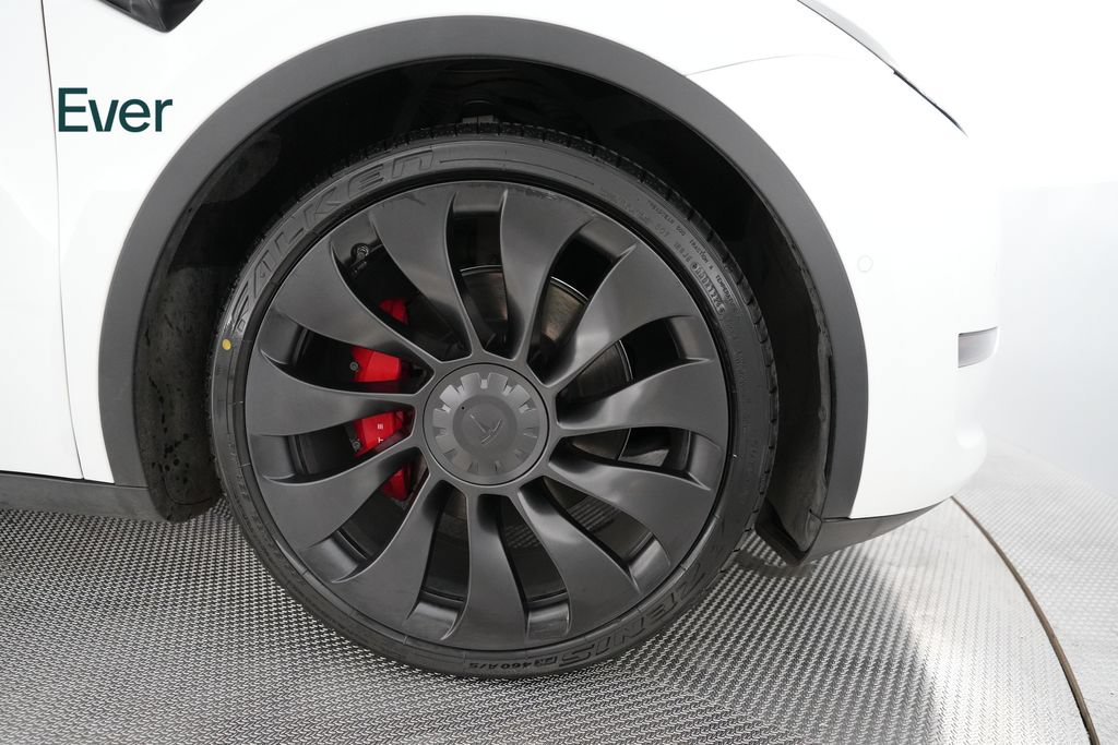 Used 2022 Tesla Model Y Performance AWD/4WD image 17