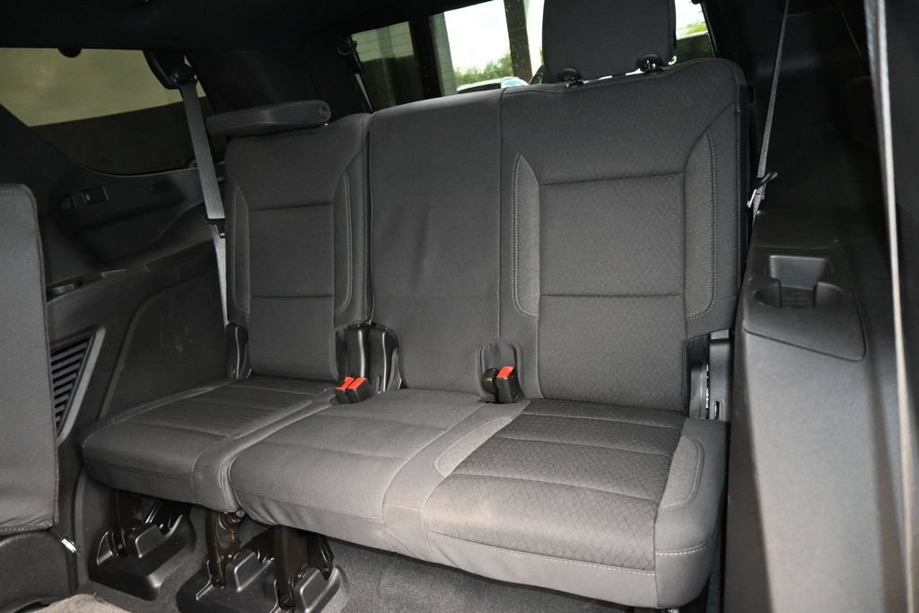 Used 2026 Chevrolet Tahoe LS w/ LPO, Dark Essentials Package RWD image 36