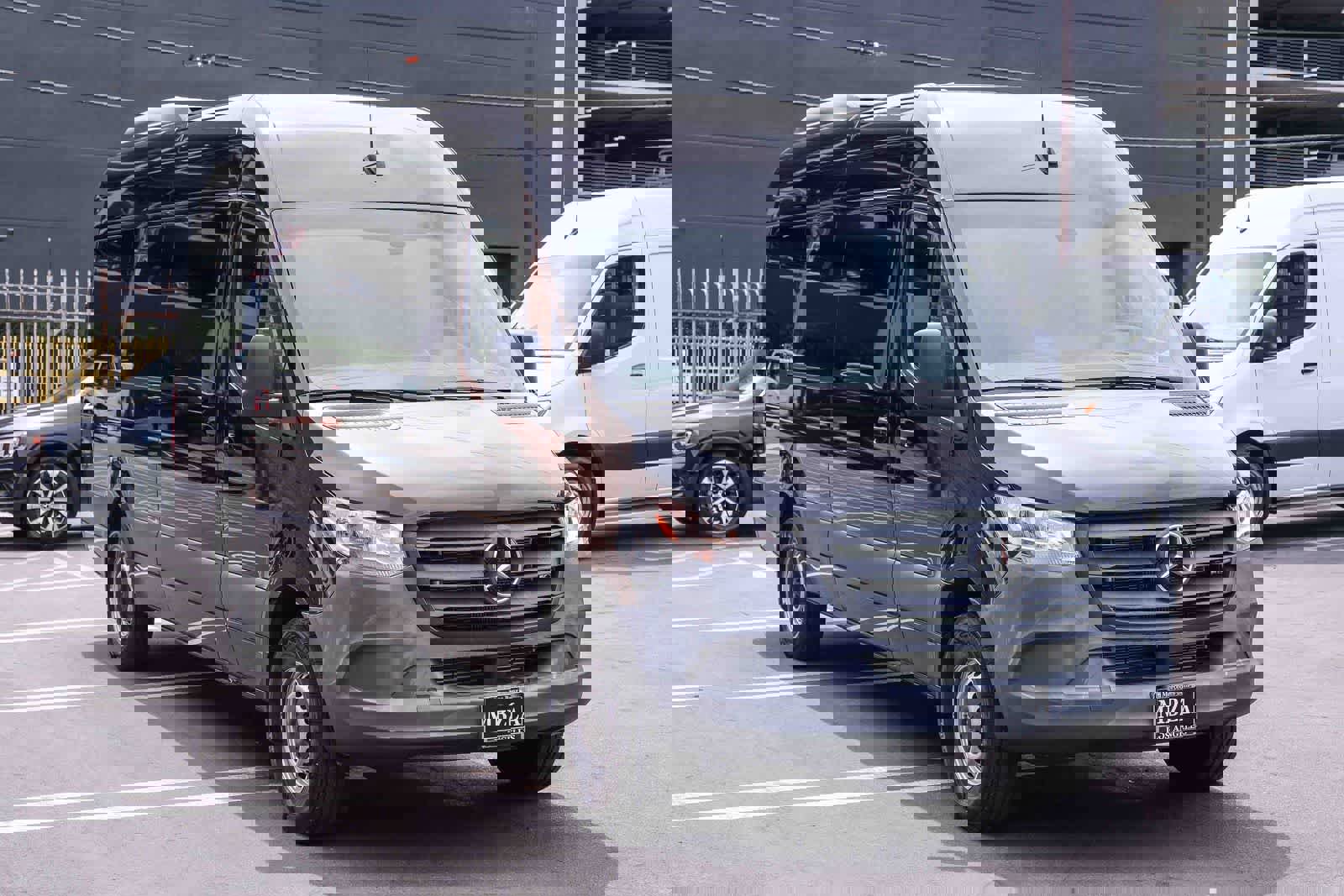 Used 2022 Mercedes-Benz Sprinter 2500 image 3