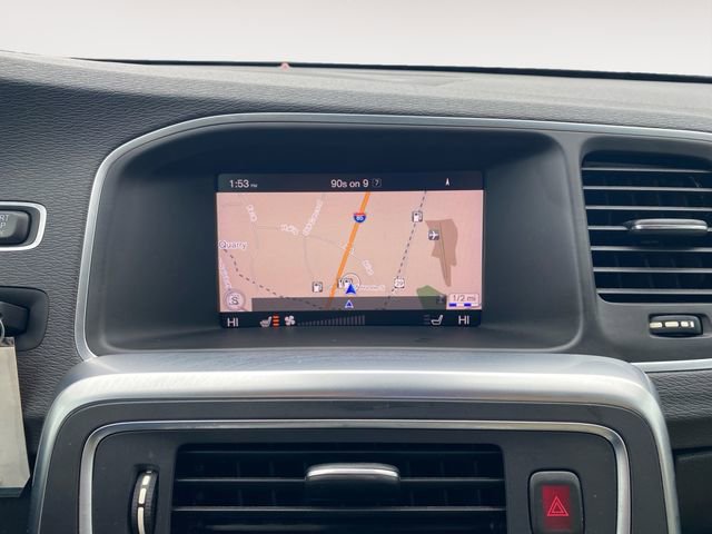 Used 2018 Volvo S60 T5 Inscription image 24