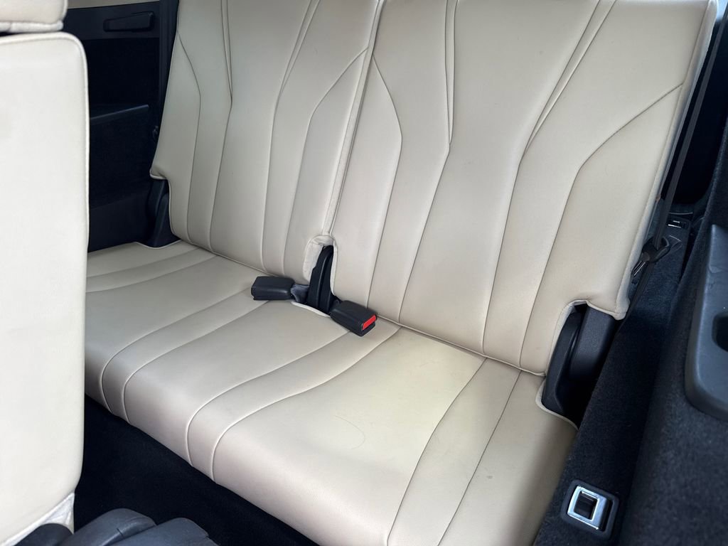 Used 2023 Acura MDX SH-AWD image 18