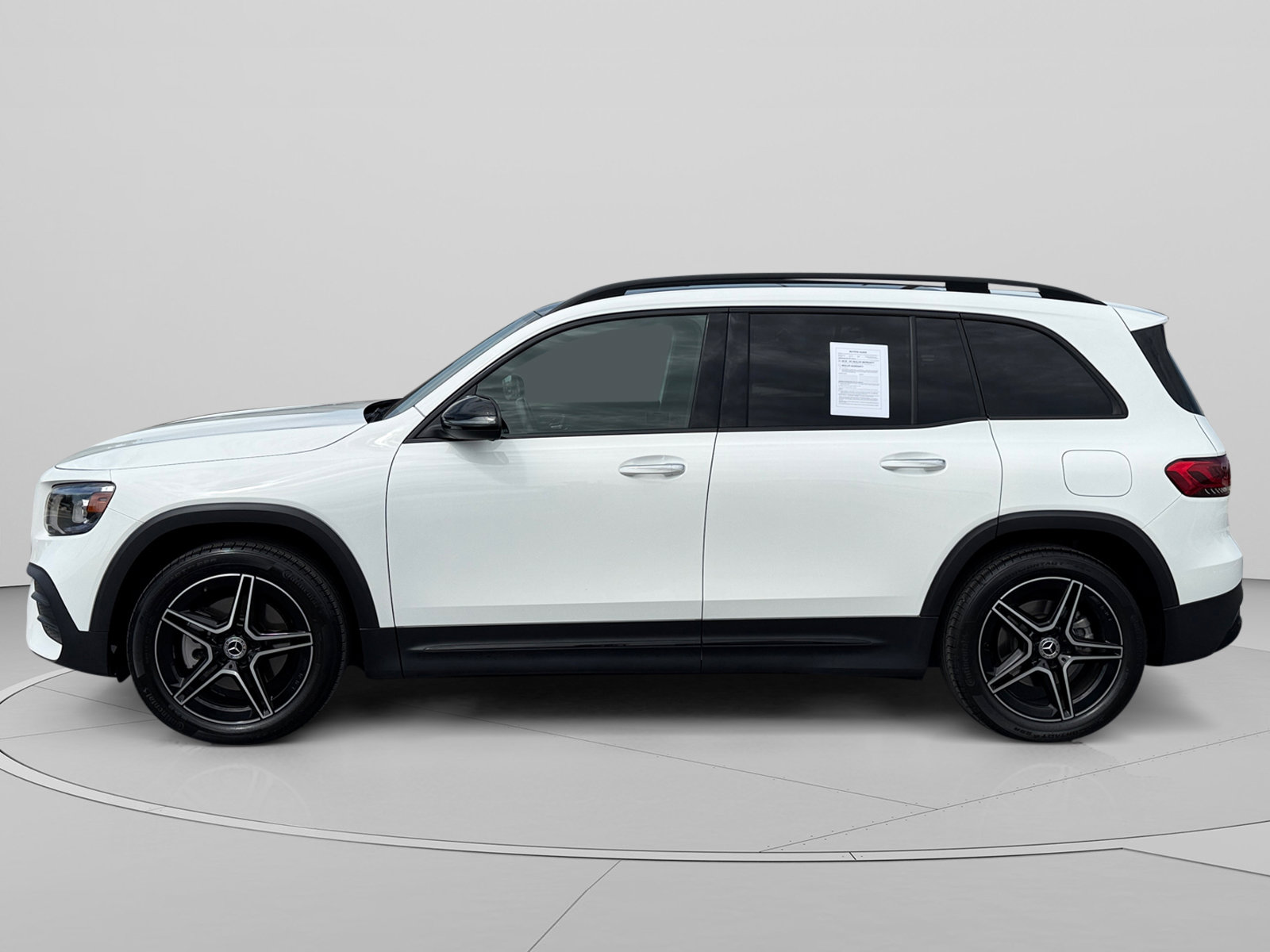 Certified 2023 Mercedes-Benz GLB 250 4MATIC image 2