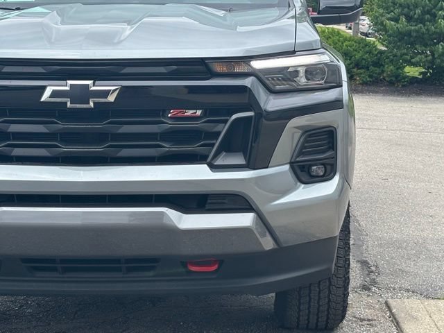 Used 2024 Chevrolet Colorado Z71 w/ Z71 Convenience Package 2 AWD/4WD image 10