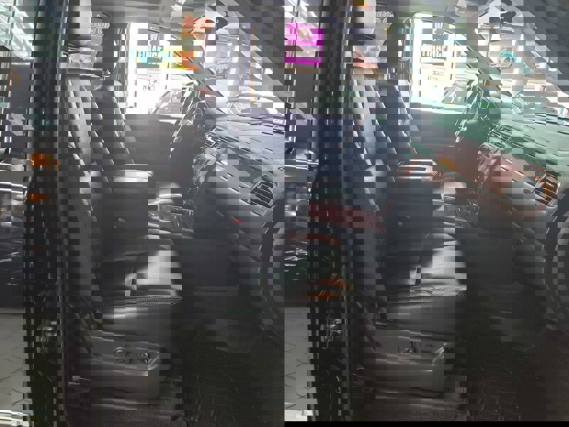 Used 2012 Chevrolet Suburban LTZ image 17