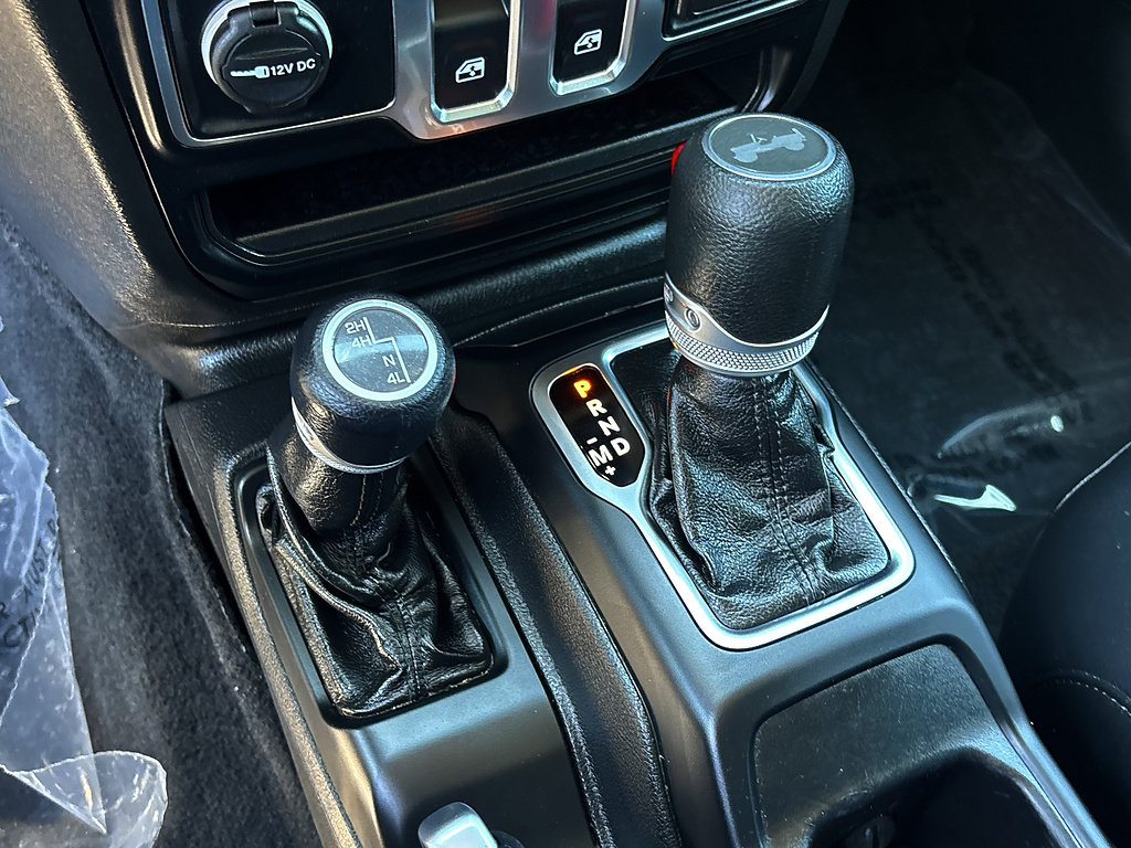 Used 2022 Jeep Wrangler Sport AWD/4WD image 20