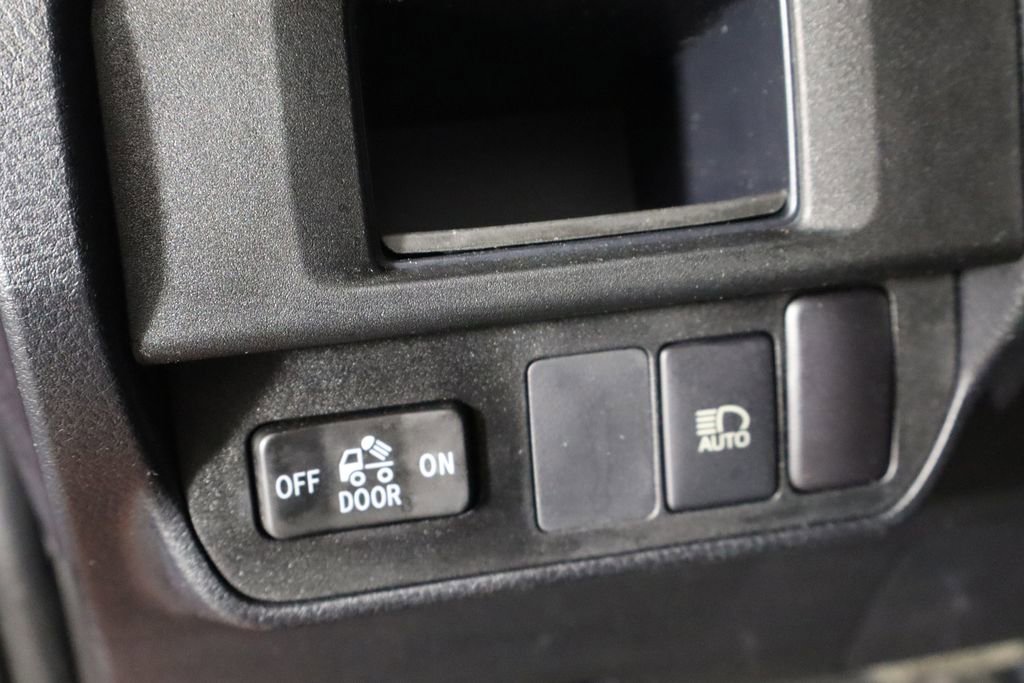 Used 2019 Toyota Tacoma SR w/ SR Convenience Package image 23