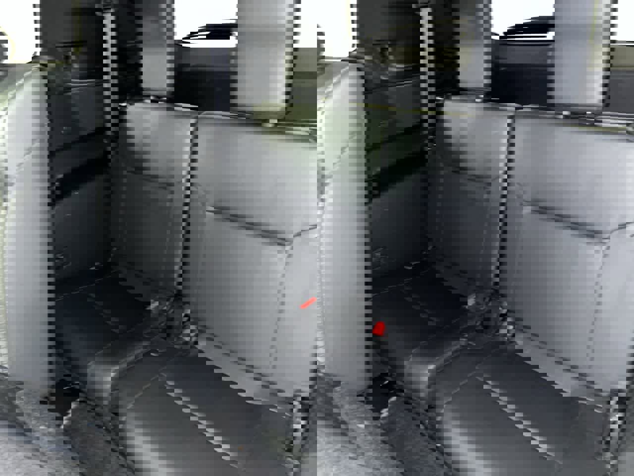 Used 2022 Mitsubishi Outlander SEL Black Edition image 26