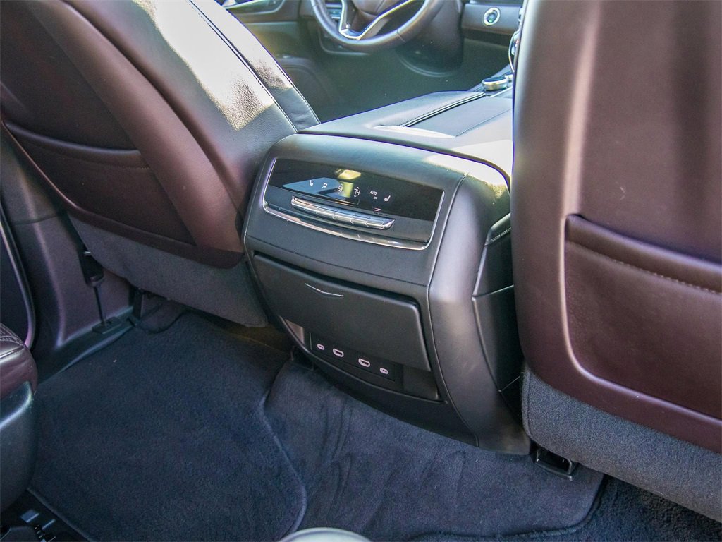 Used 2023 Cadillac Escalade Sport Platinum w/ LPO, ONYX Package image 26