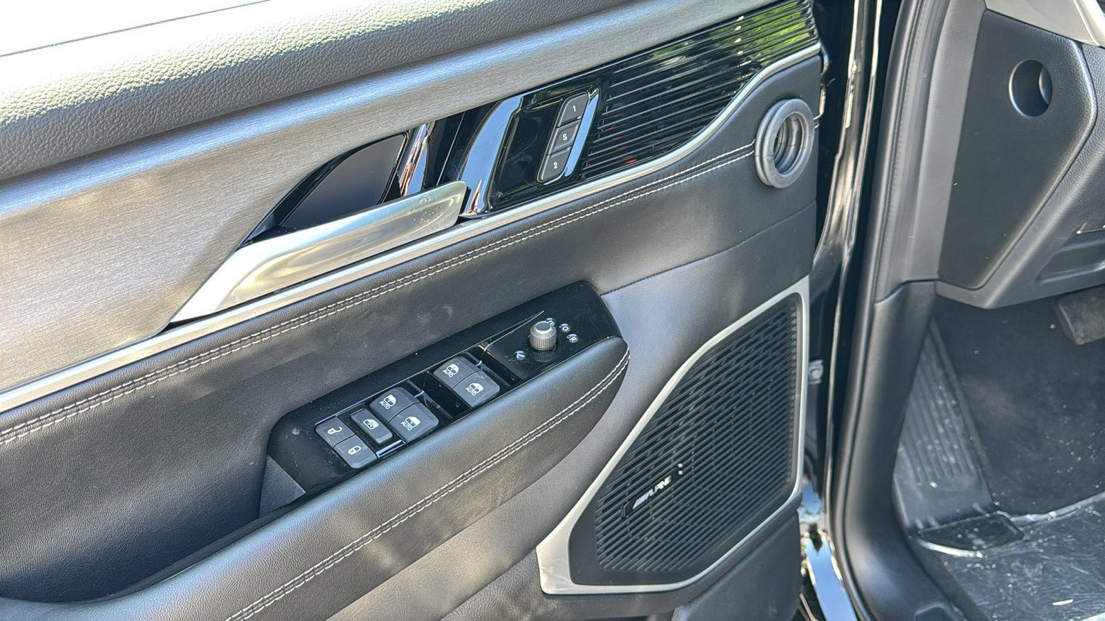 New 2026 Jeep Grand Wagoneer 4WD image 14