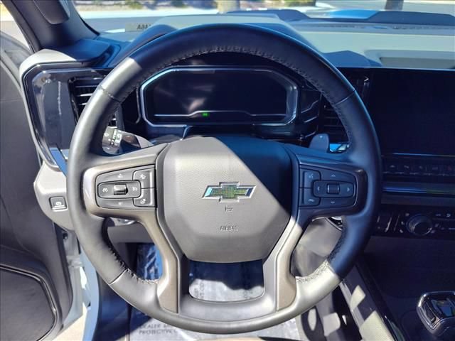 Certified 2024 Chevrolet Silverado 1500 ZR2 w/ Technology Package AWD/4WD image 18