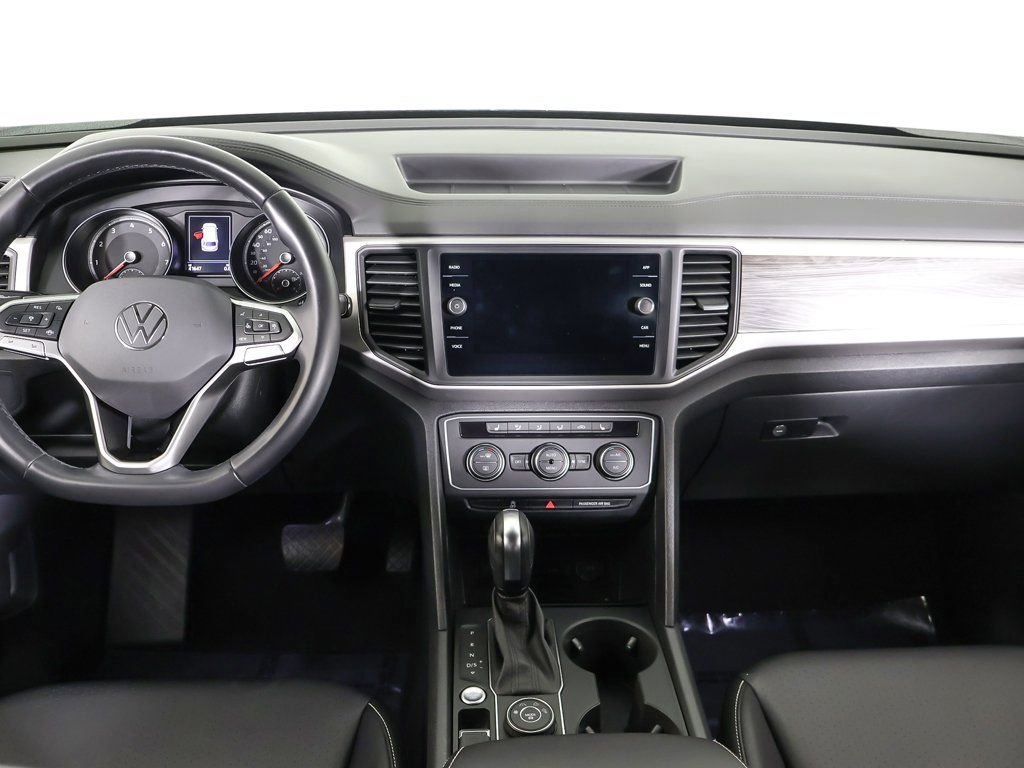 Used 2020 Volkswagen Atlas Cross Sport SE image 35