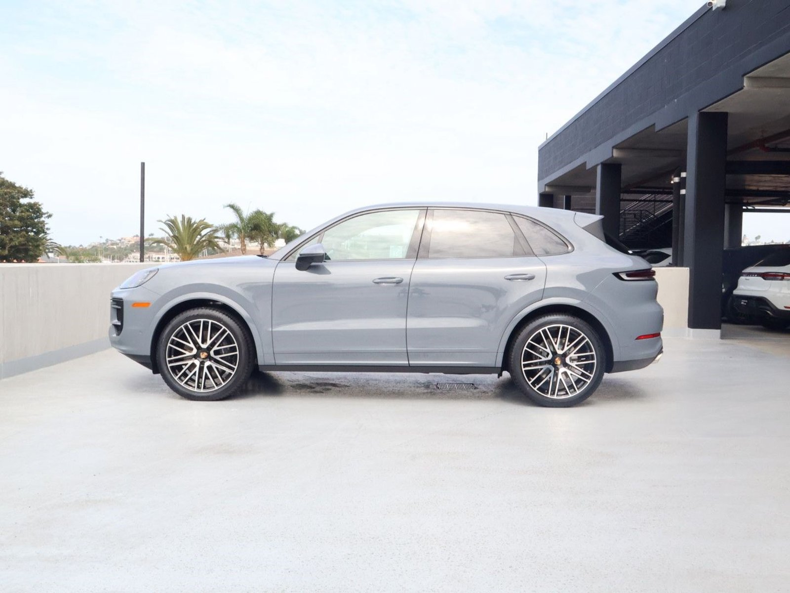 New 2026 Porsche Cayenne AWD/4WD image 2