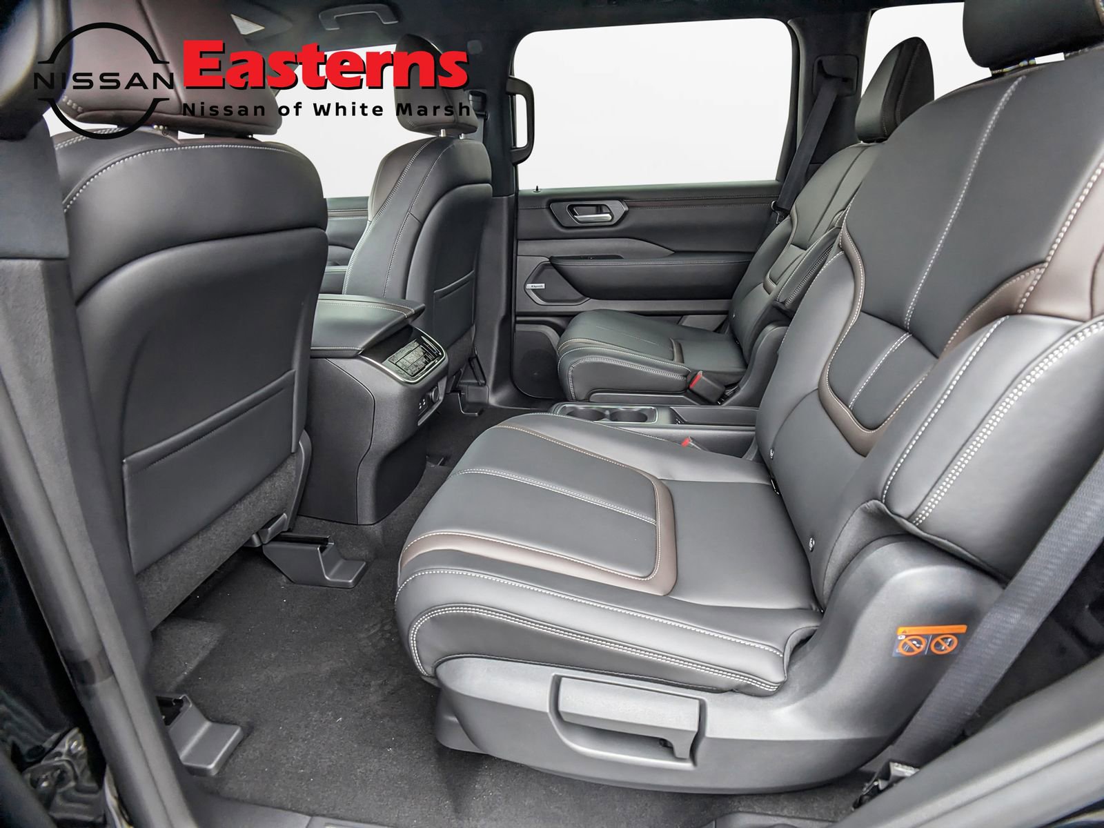 New 2026 Nissan Armada SL w/ Captain's Chari Seat Package AWD/4WD image 22