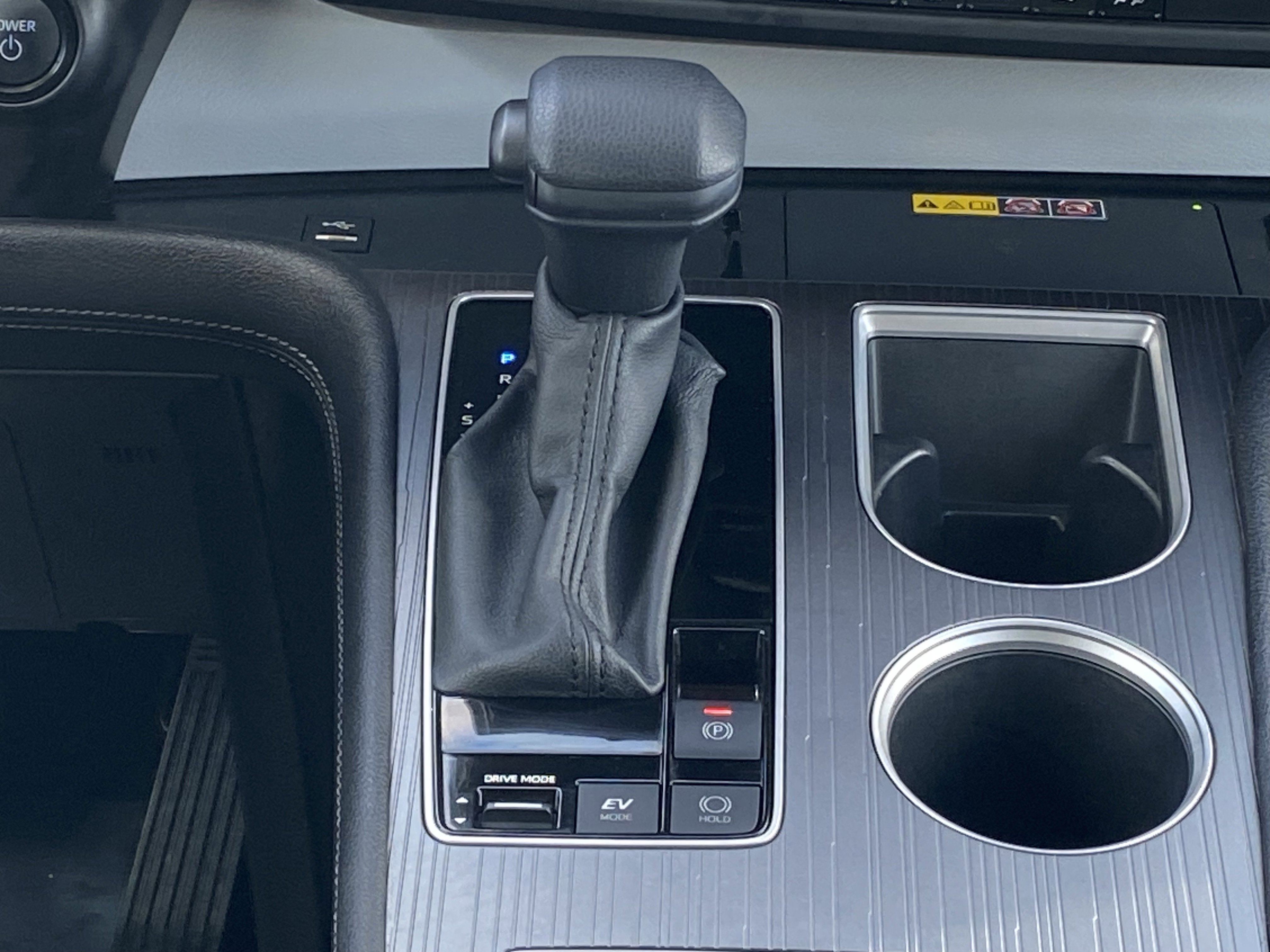 Certified 2025 Toyota Sienna LE FWD image 16