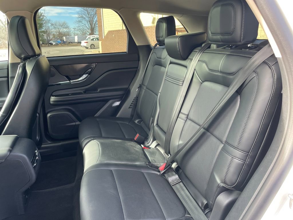 New 2025 Lincoln Corsair Reserve w/ Jet Appearance Package image 14