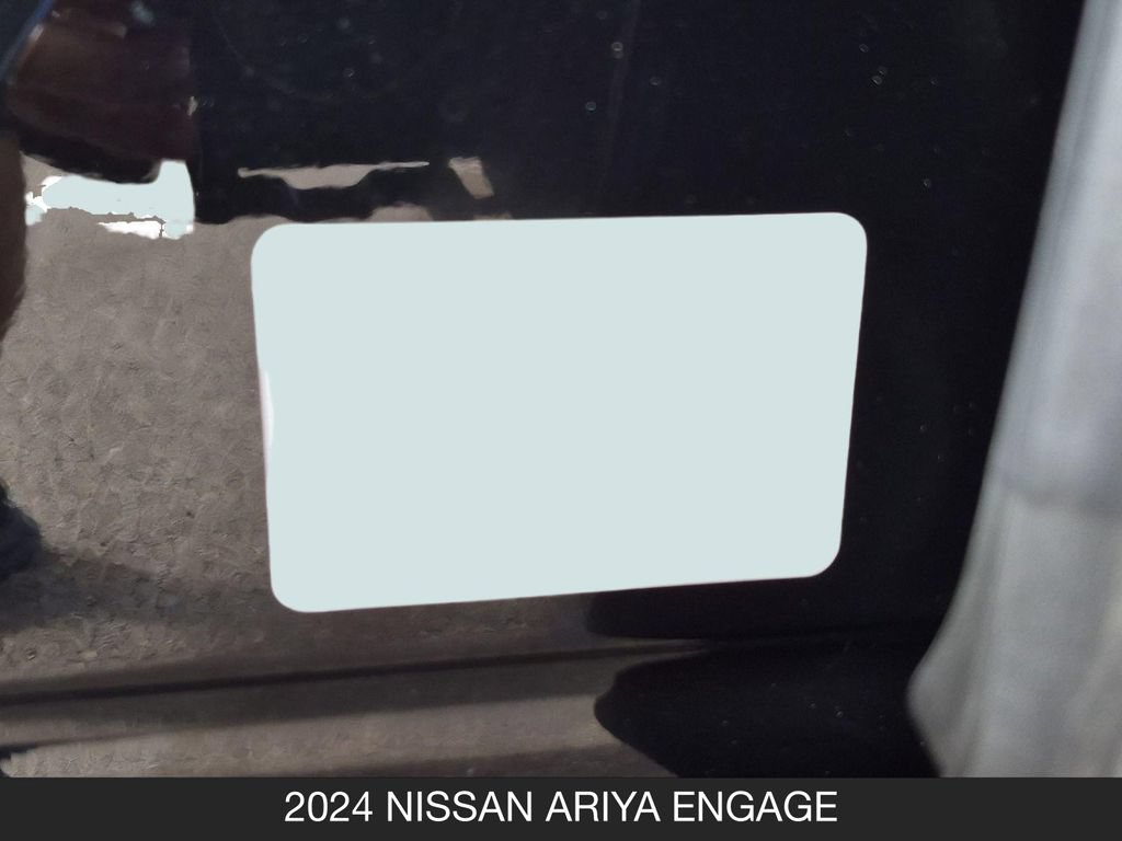 Used 2024 Nissan Ariya AWD image 25