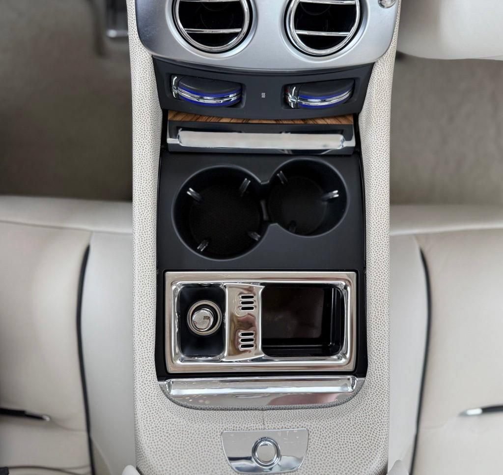 Used 2015 Rolls-Royce Wraith RWD image 42