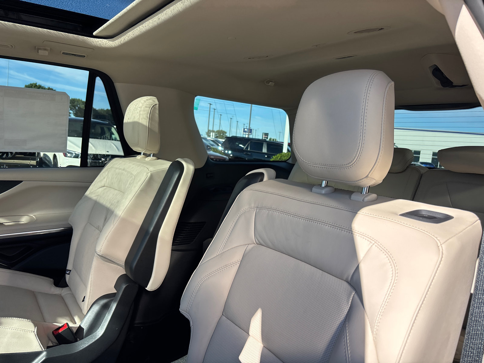 New 2027 Lincoln Navigator Reserve AWD/4WD image 26