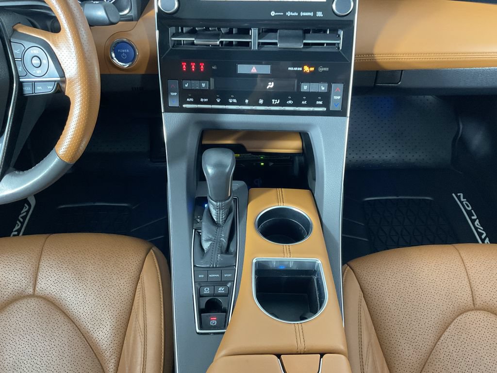 Used 2021 Toyota Avalon Limited w/ Advanced Safety Package FWD image 15