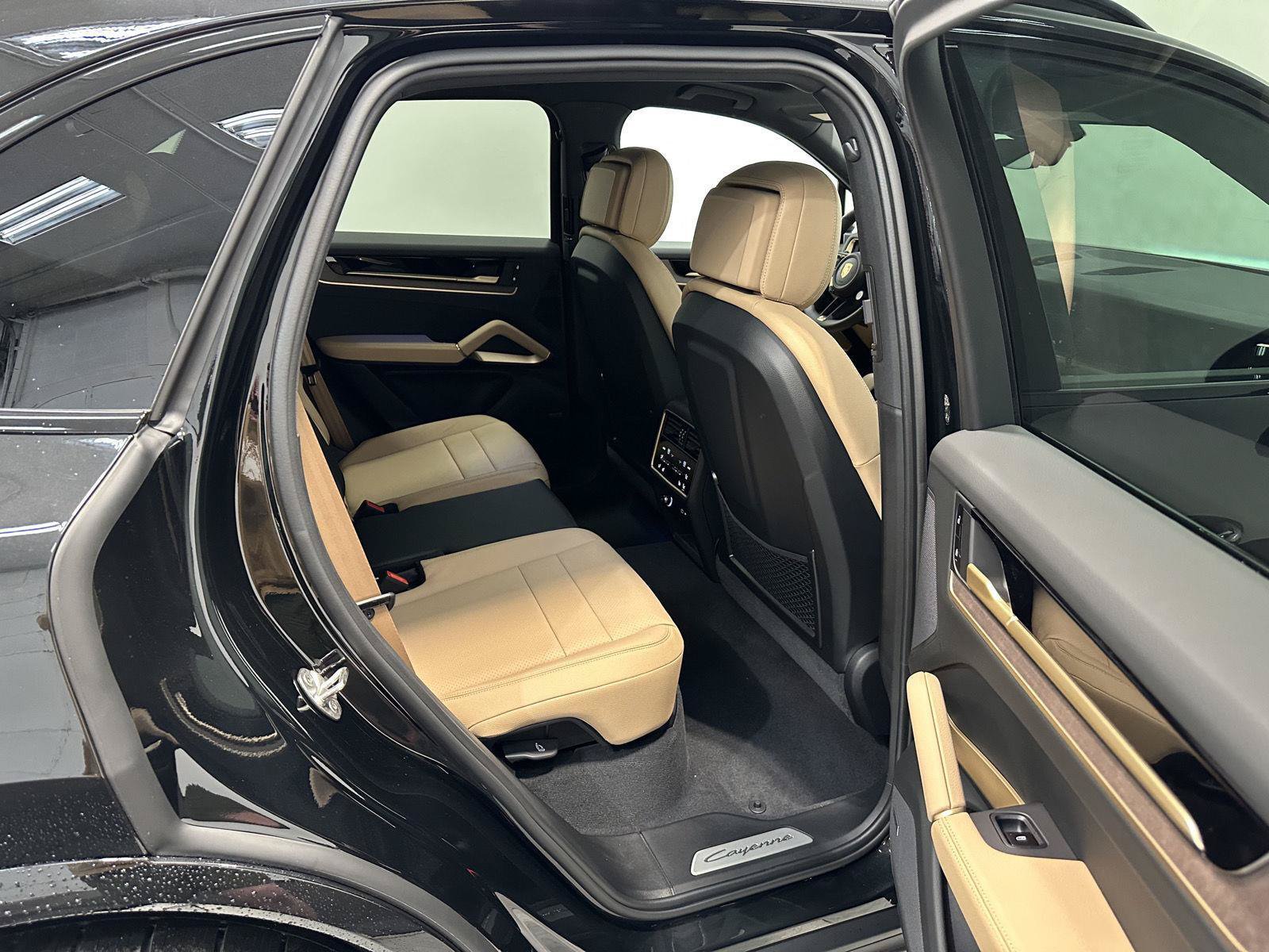 New 2026 Porsche Cayenne AWD/4WD image 41