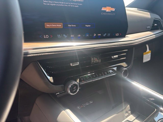New 2026 Chevrolet Tahoe High Country w/ Sun And Tow Package AWD/4WD image 24