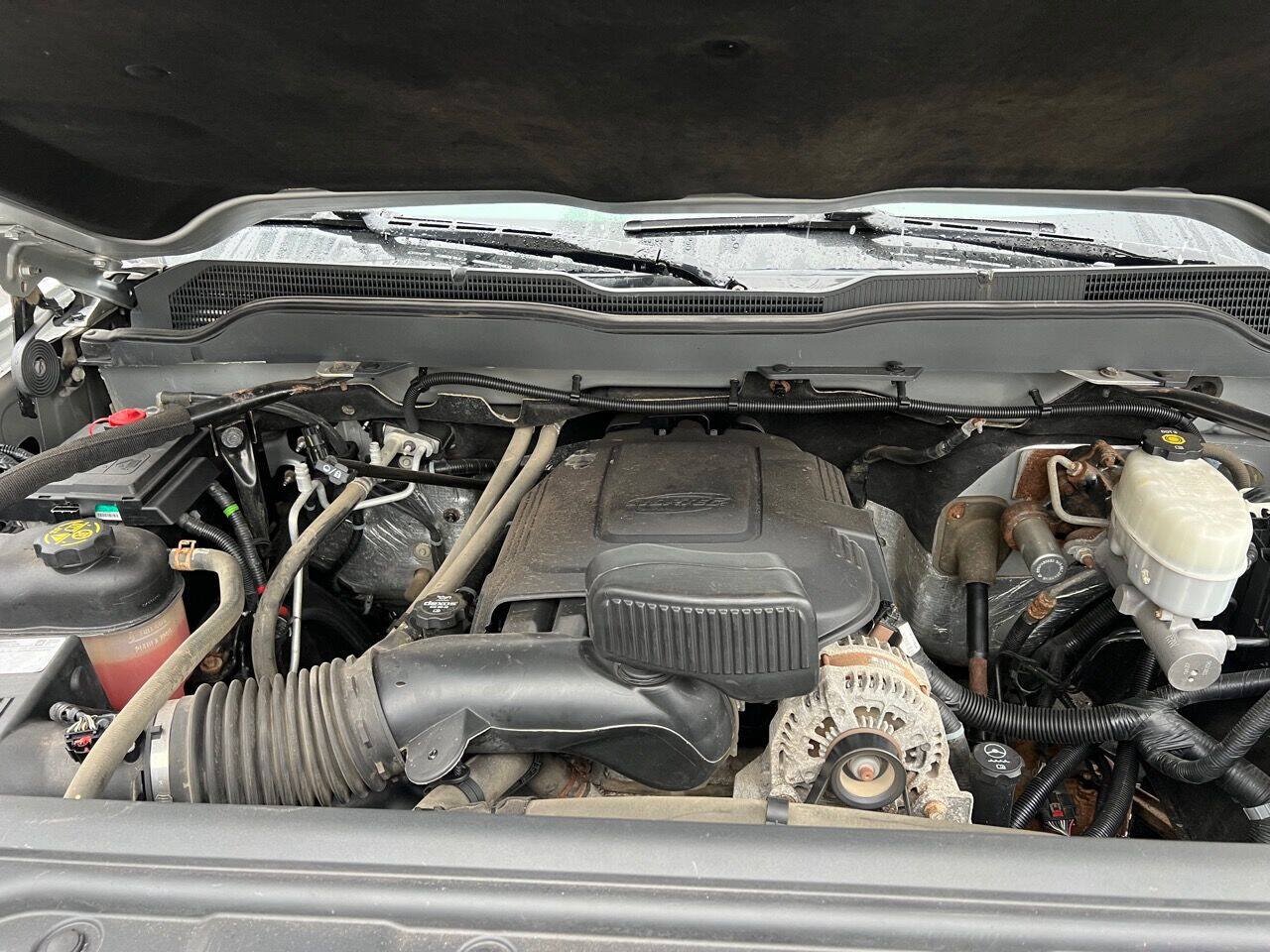Used 2019 Chevrolet Silverado 2500 W/T AWD/4WD image 18