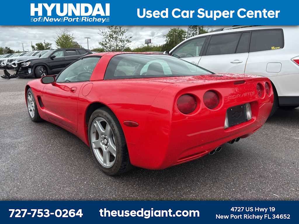 Used 1998 Chevrolet Corvette Coupe w/ Roof Pkg image 2