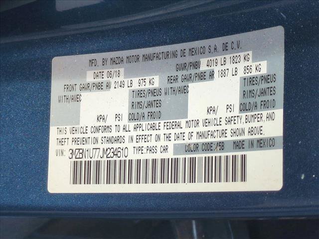 Used 2018 MAZDA MAZDA3 Sport FWD image 16