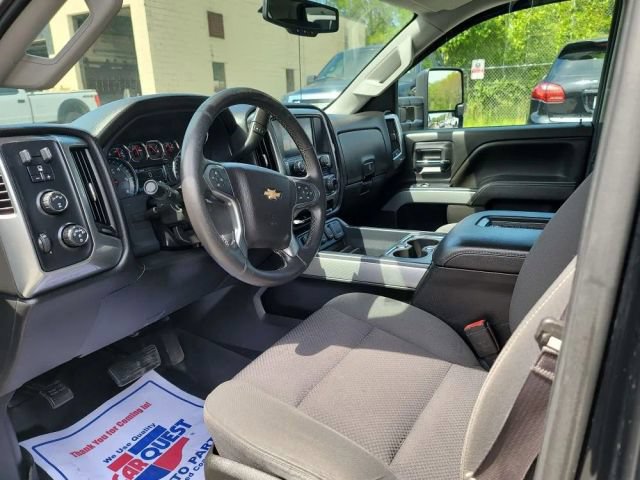 Used 2017 Chevrolet Silverado 2500 LT AWD/4WD image 12