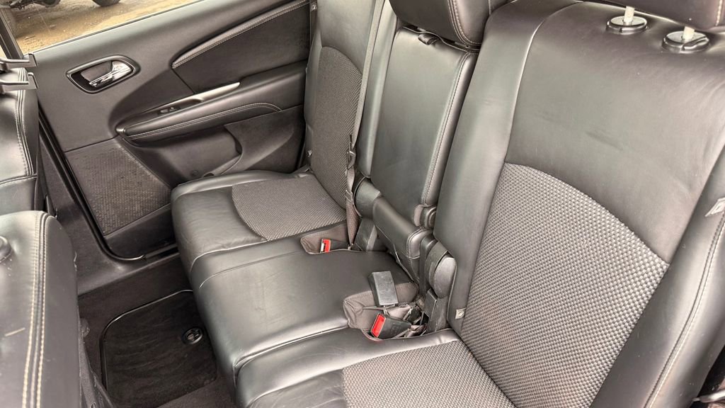 Used 2020 Dodge Journey Crossroad FWD image 26