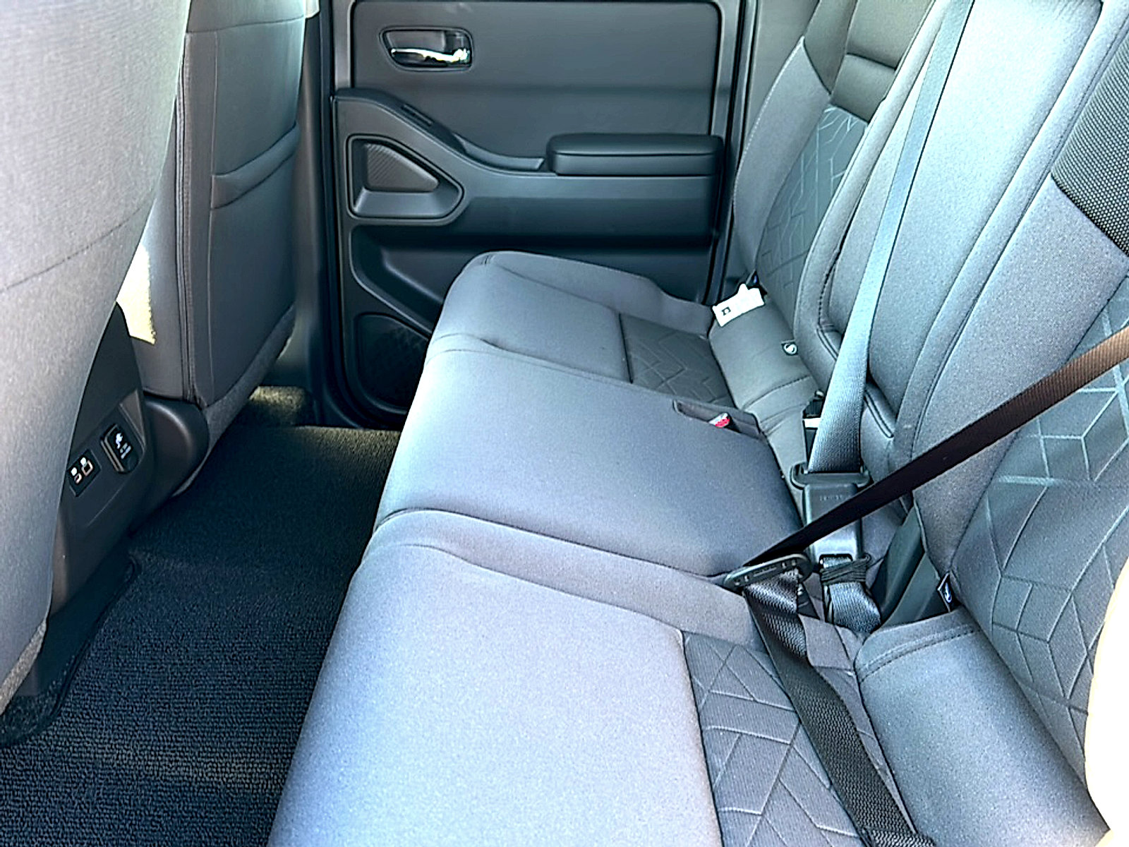 New 2026 Nissan Frontier SV w/ SV Convenience Package image 15