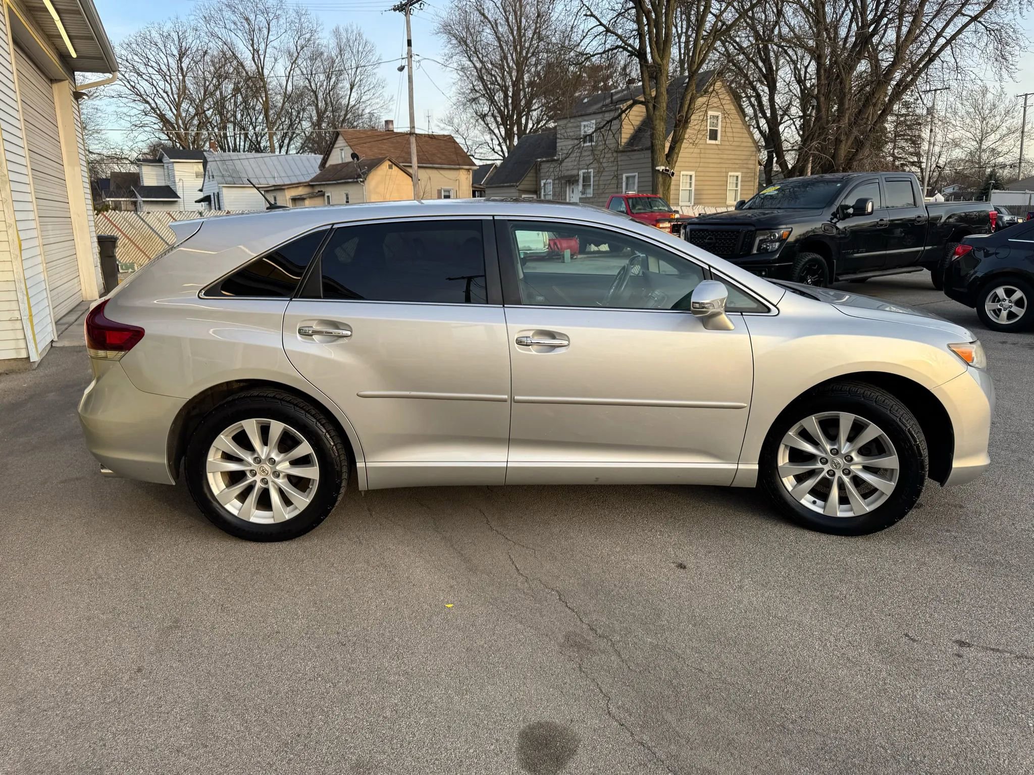 Used 2013 Toyota Venza XLE AWD/4WD image 9
