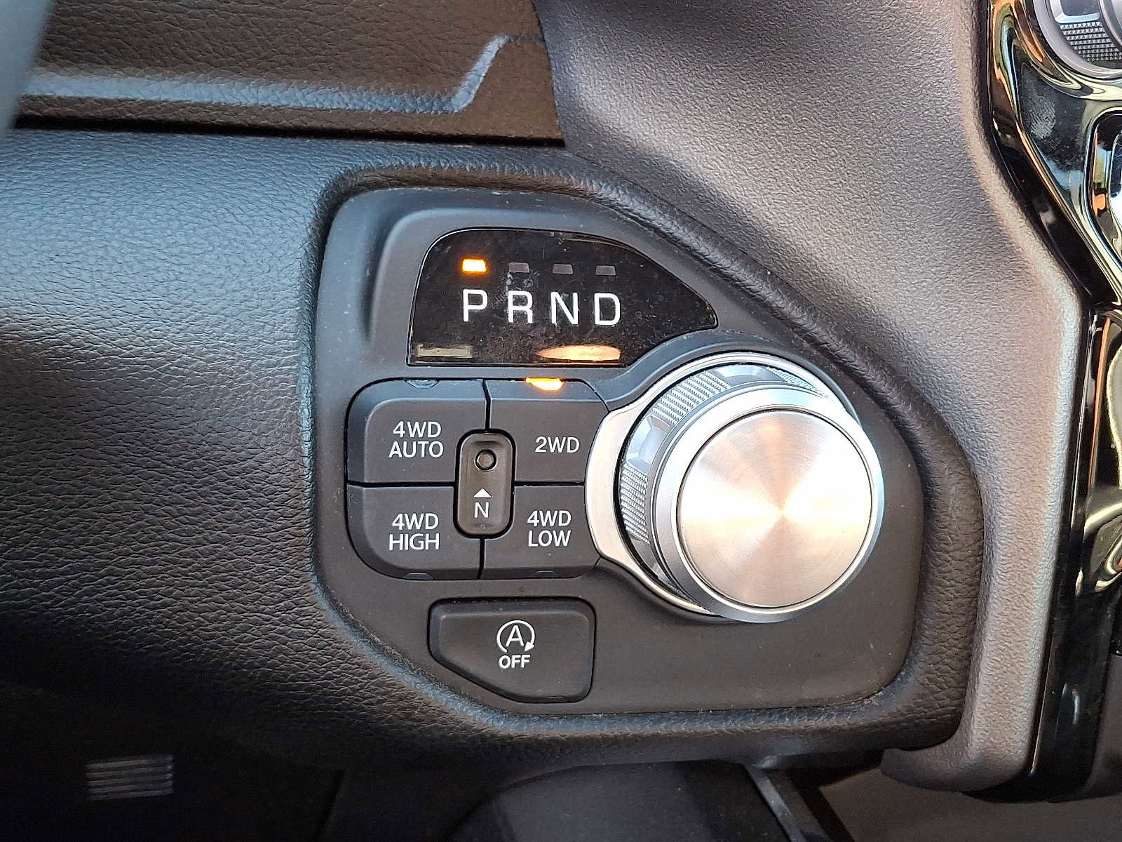 Certified 2025 RAM 1500 Laramie image 16