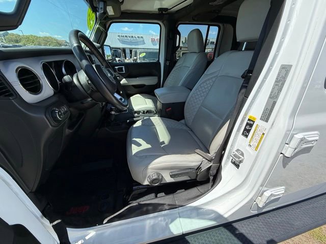 Used 2022 Jeep Gladiator Overland image 9