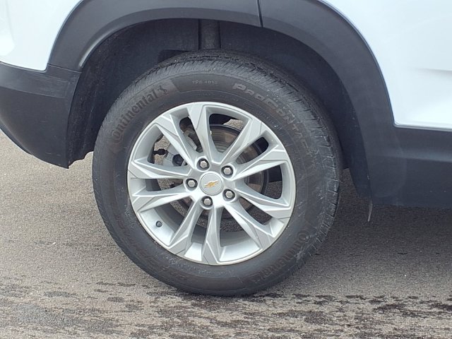 Used 2023 Chevrolet TrailBlazer LS AWD/4WD image 24